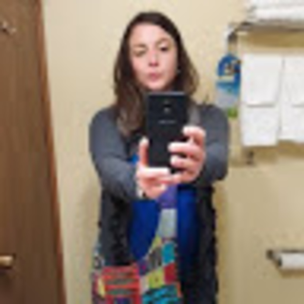Meet your Posher, Ashley